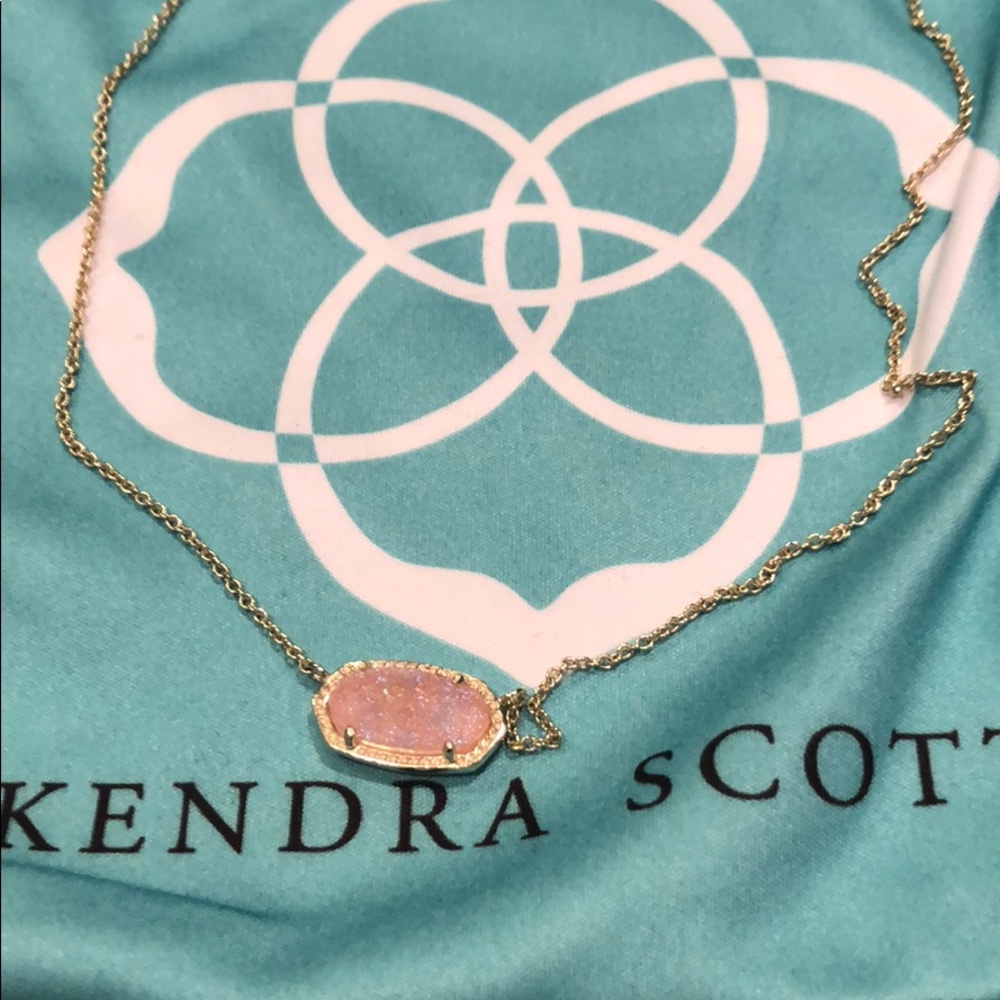 Kendra Scott pink druzy necklace❤️😍